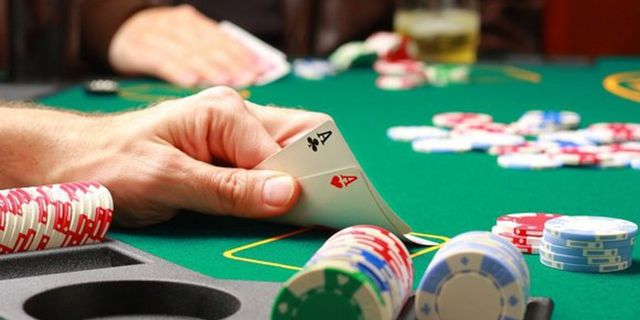 Các chiến thuật Bluff trong Poker cơ bản, mang đến nhiều hiệu quả